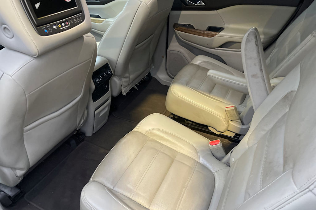 Thumbnail: 2017 GMC Acadia - 9