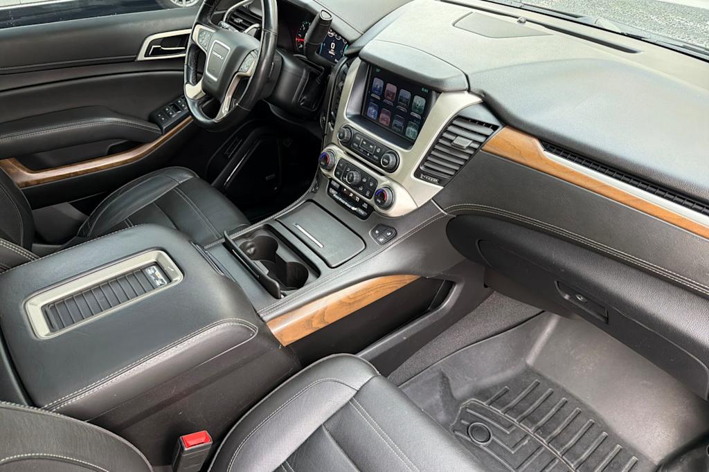 Thumbnail: 2020 GMC Yukon XL - 12