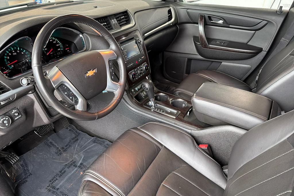 Thumbnail: 2017 Chevrolet Traverse - 9