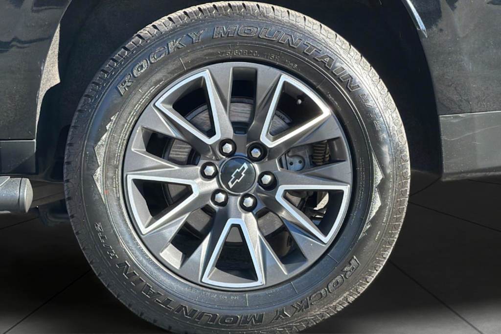Thumbnail: 2021 Chevrolet Suburban - 8