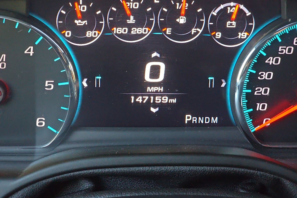 Thumbnail: 2016 Chevrolet Suburban - 31
