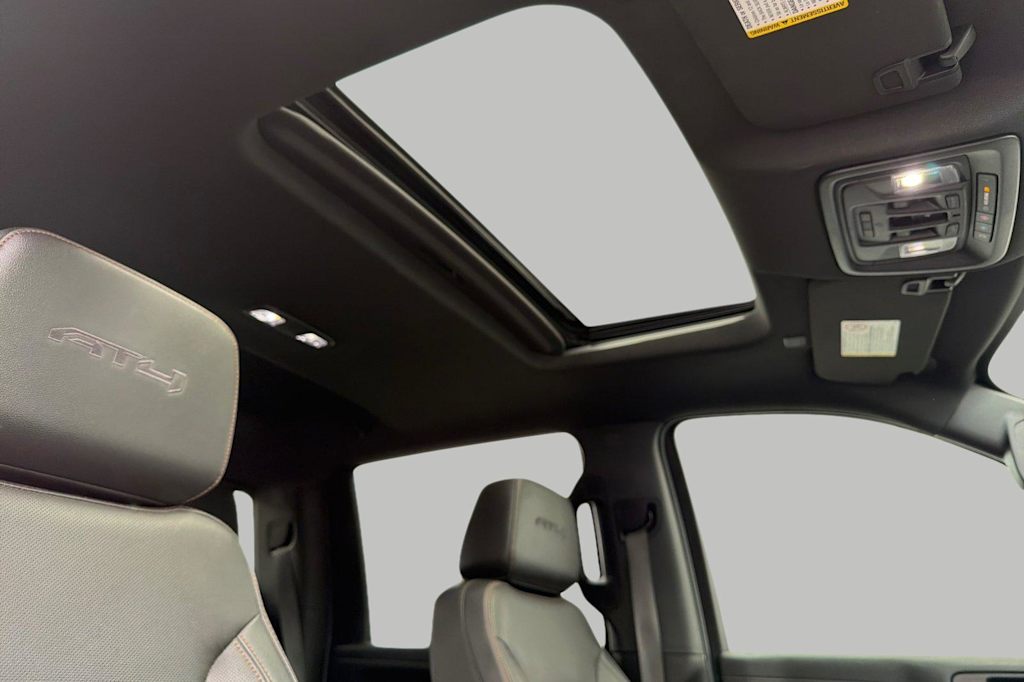 Thumbnail: 2021 GMC Sierra 3500 - 22