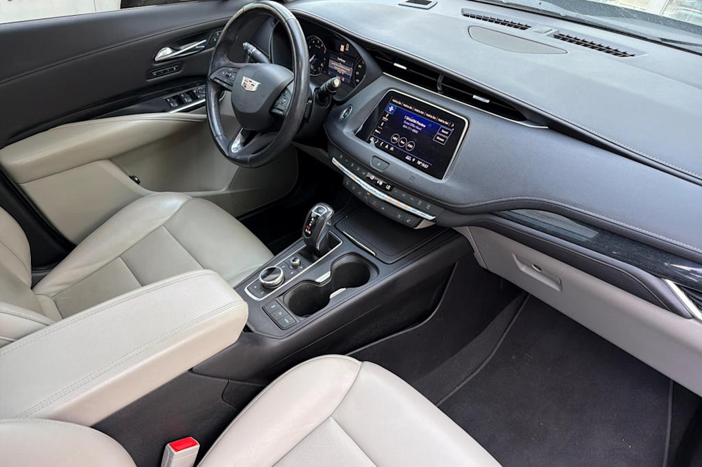 Thumbnail: 2019 Cadillac XT4 - 12
