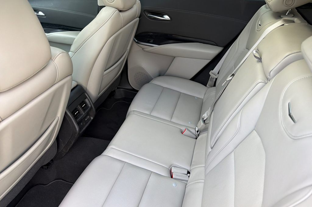 Thumbnail: 2019 Cadillac XT4 - 10
