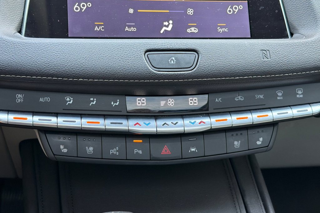 Thumbnail: 2019 Cadillac XT4 - 25