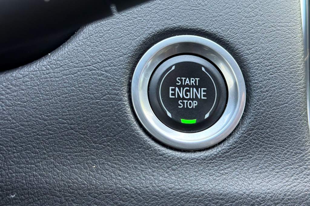 Thumbnail: 2019 Cadillac XT4 - 26