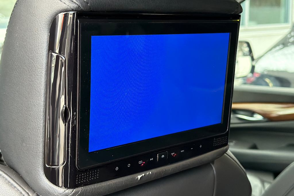 Thumbnail: 2017 Cadillac Escalade - 14