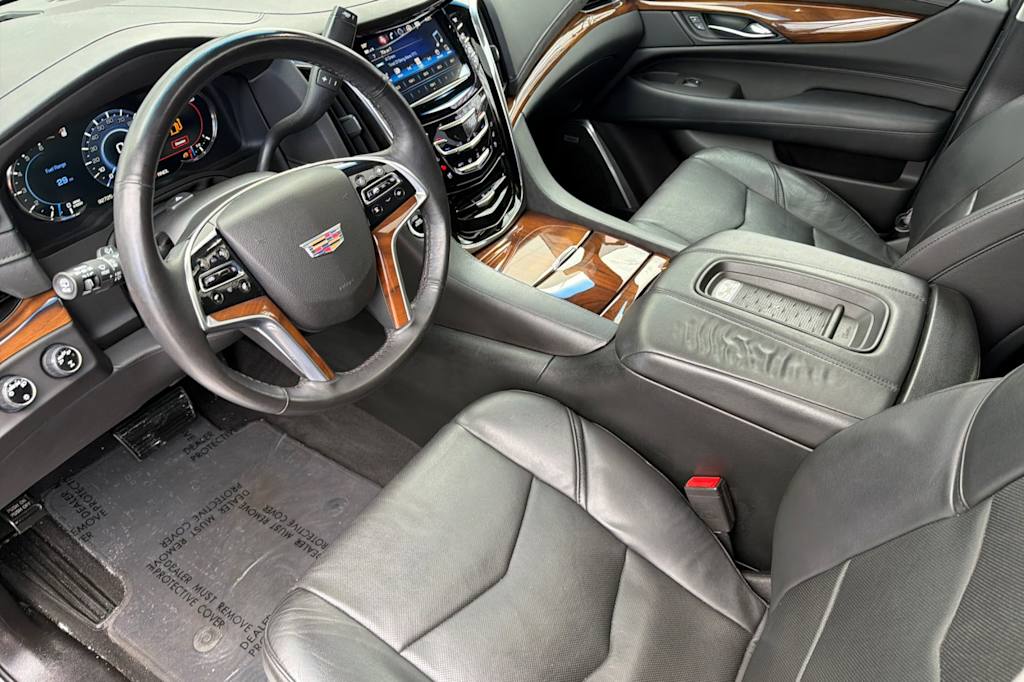 Thumbnail: 2017 Cadillac Escalade - 9