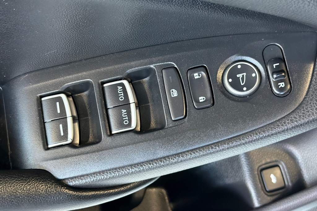 Thumbnail: 2022 Honda Accord - 21