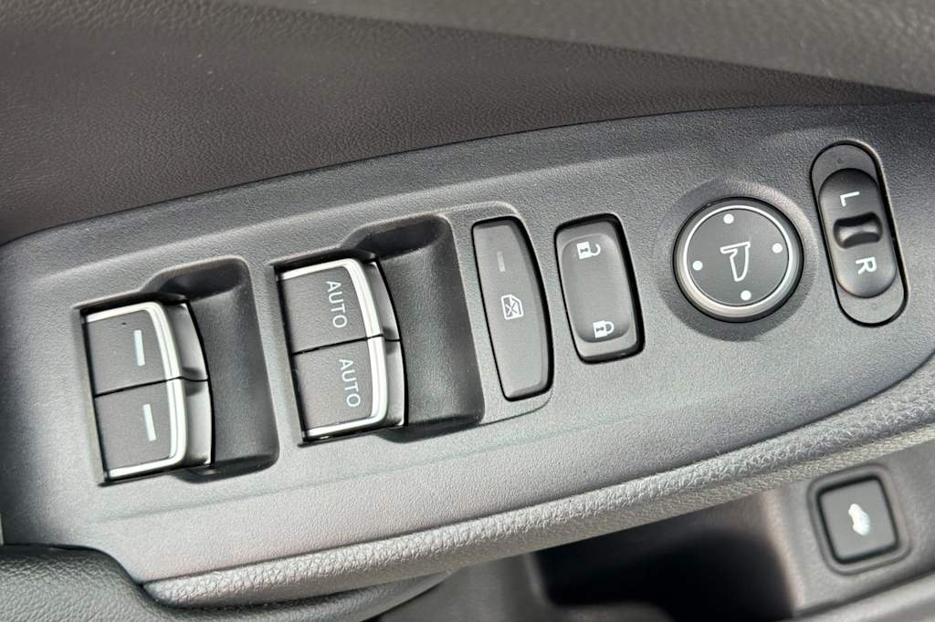 Thumbnail: 2019 Honda Accord - 21