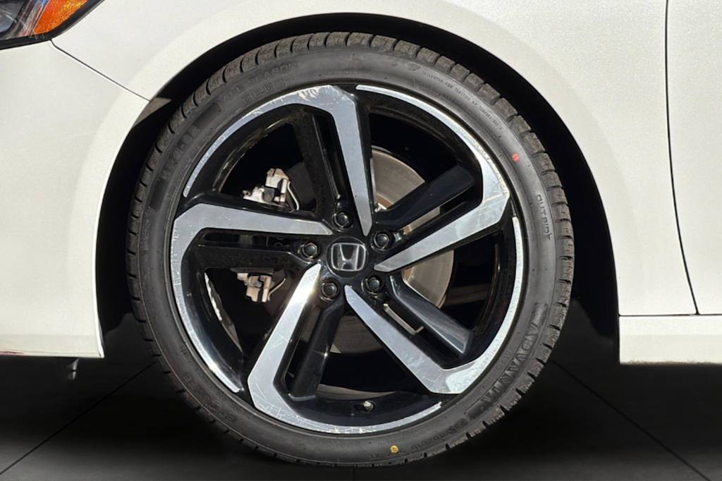 Thumbnail: 2019 Honda Accord - 8