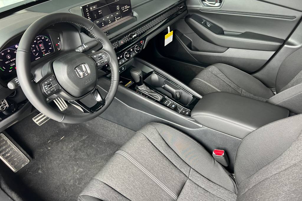 Thumbnail: 2025 Honda Accord - 9
