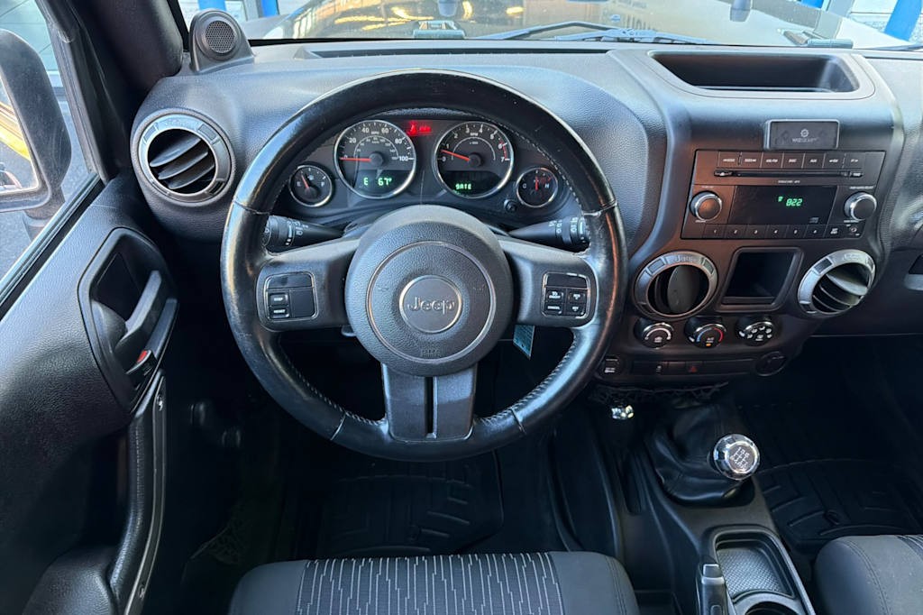 Thumbnail: 2011 Jeep Wrangler - 10