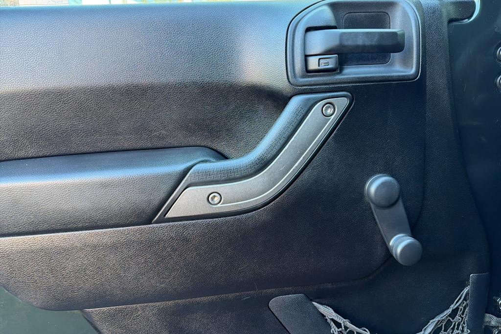 Thumbnail: 2011 Jeep Wrangler - 20