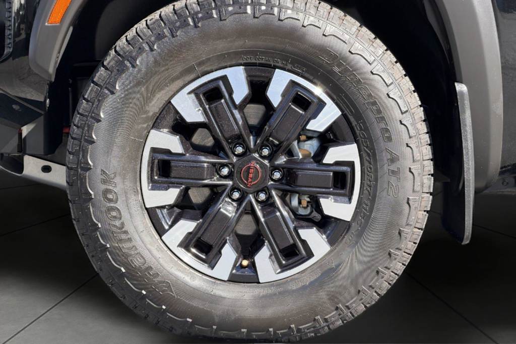 Thumbnail: 2024 Nissan Frontier - 7