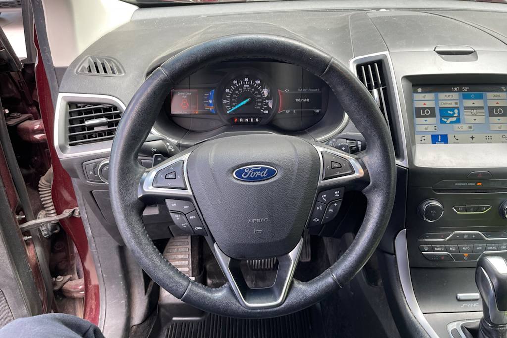 Thumbnail: 2017 Ford Edge - 9