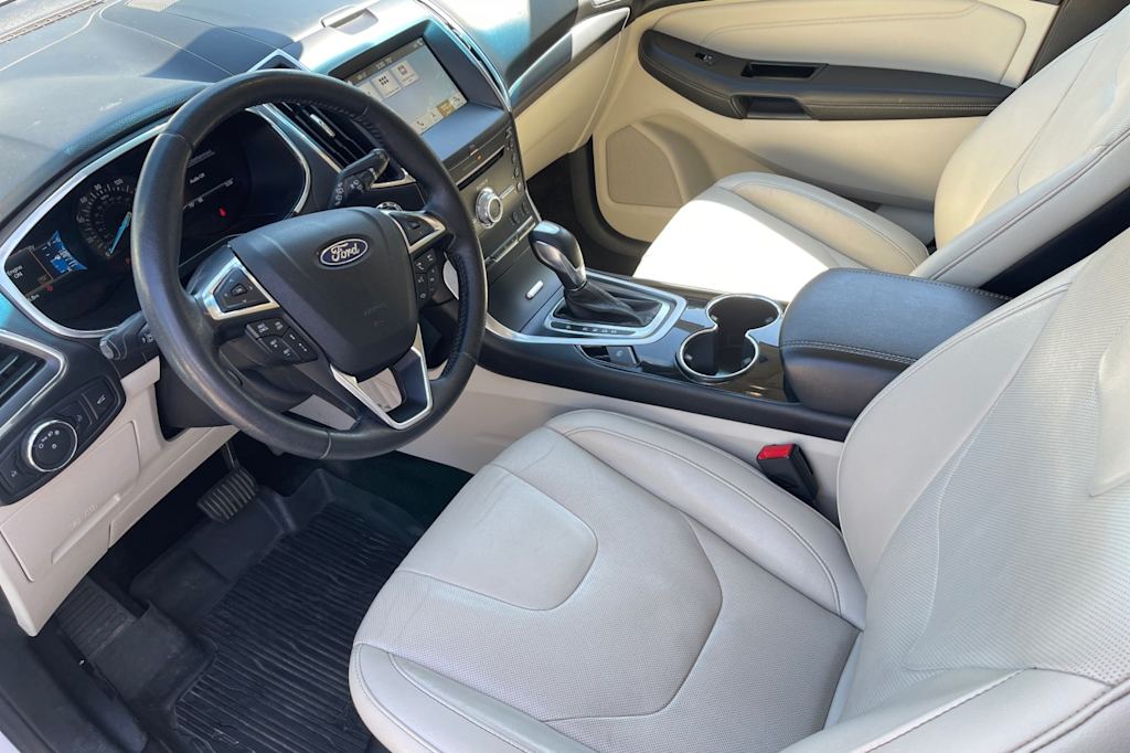 Thumbnail: 2018 Ford Edge - 9