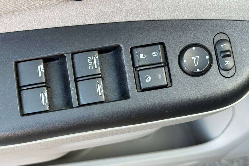 Thumbnail: 2014 Honda CR-V - 21