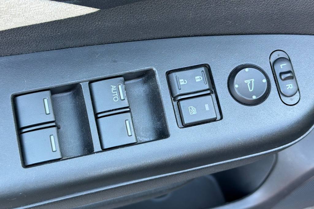 Thumbnail: 2015 Honda CR-V - 22