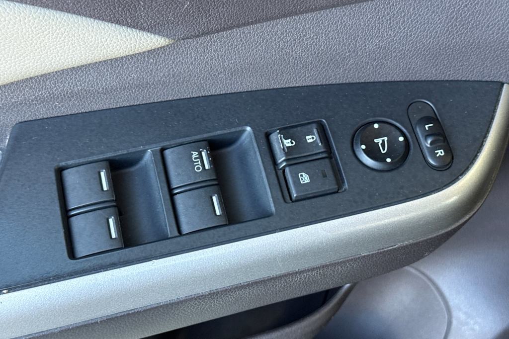 Thumbnail: 2014 Honda CR-V - 22