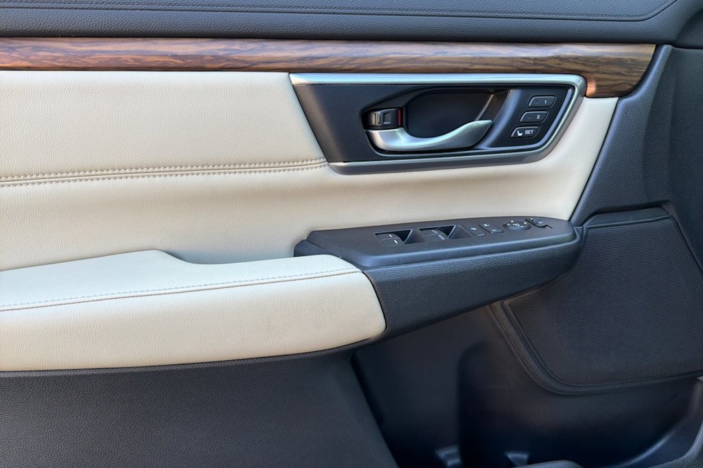 Thumbnail: 2018 Honda CR-V - 22