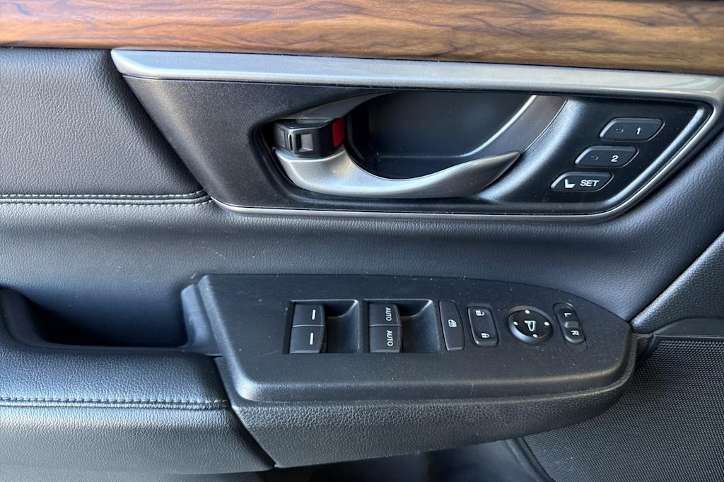 Thumbnail: 2018 Honda CR-V - 21