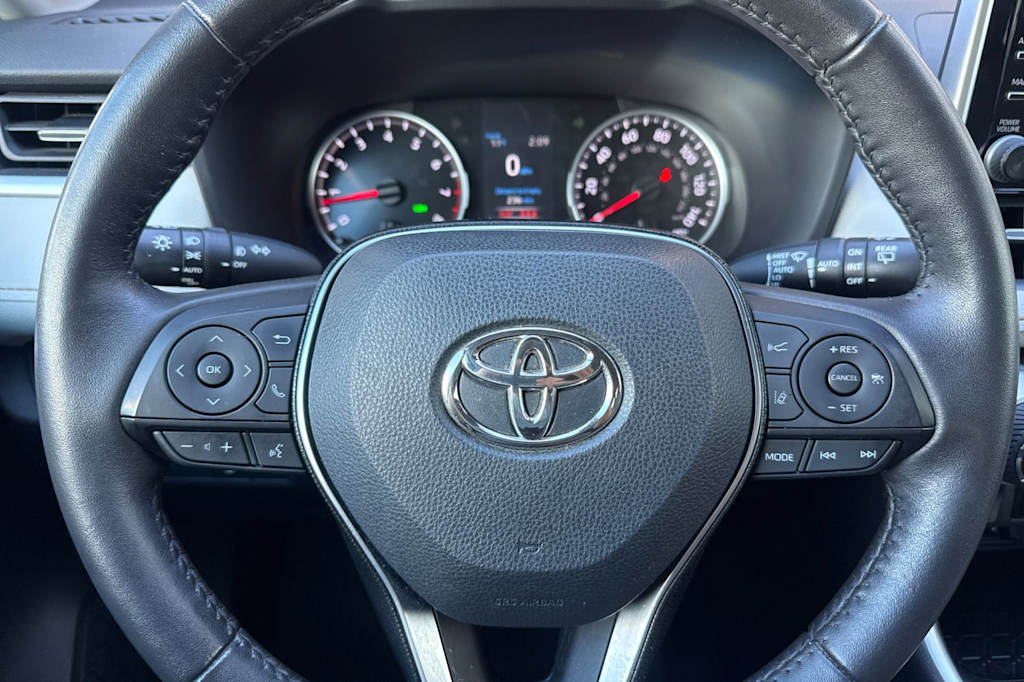 Thumbnail: 2021 Toyota RAV4 - 27