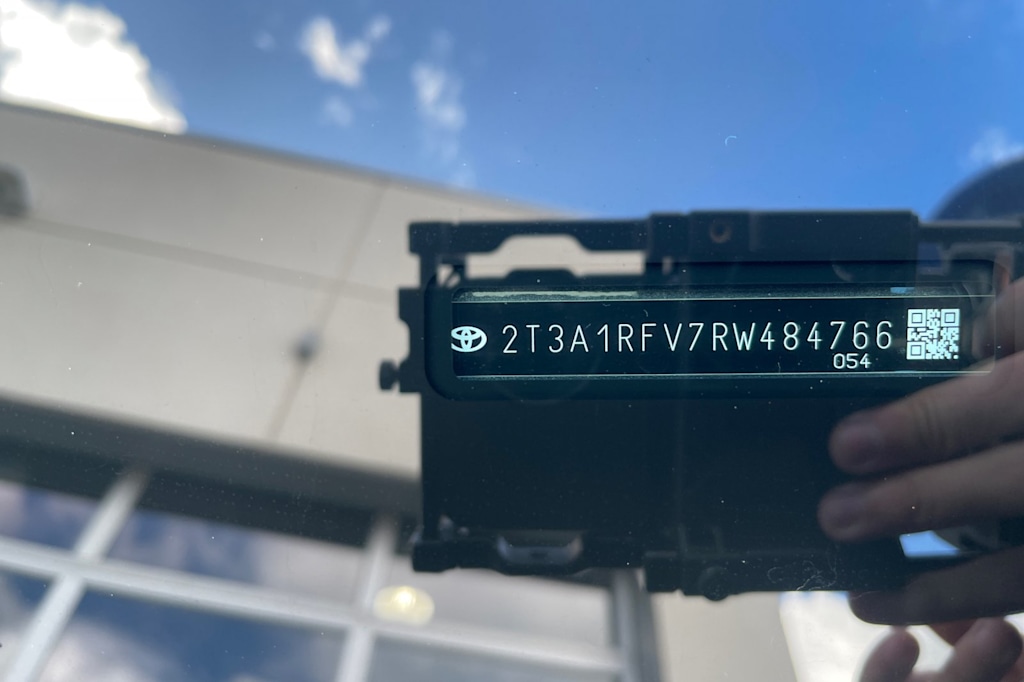 Thumbnail: 2024 Toyota RAV4 - 7