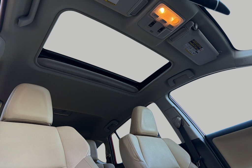 Thumbnail: 2014 Toyota RAV4 - 23