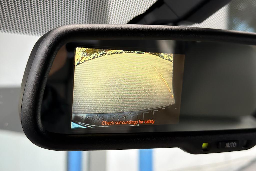 Thumbnail: 2011 Toyota RAV4 - 24