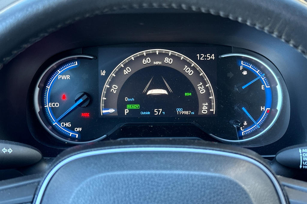 Thumbnail: 2020 Toyota RAV4 - 15