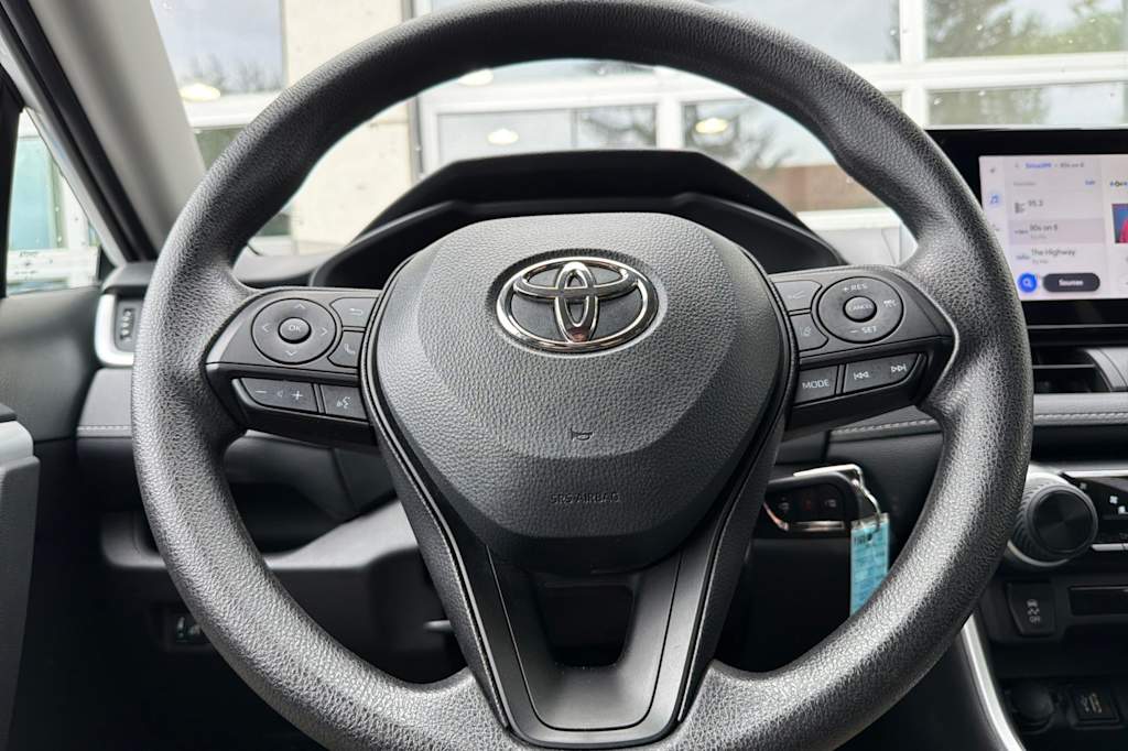 Thumbnail: 2025 Toyota RAV4 - 25