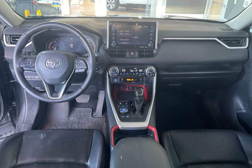 Thumbnail: 2020 Toyota RAV4 - 2