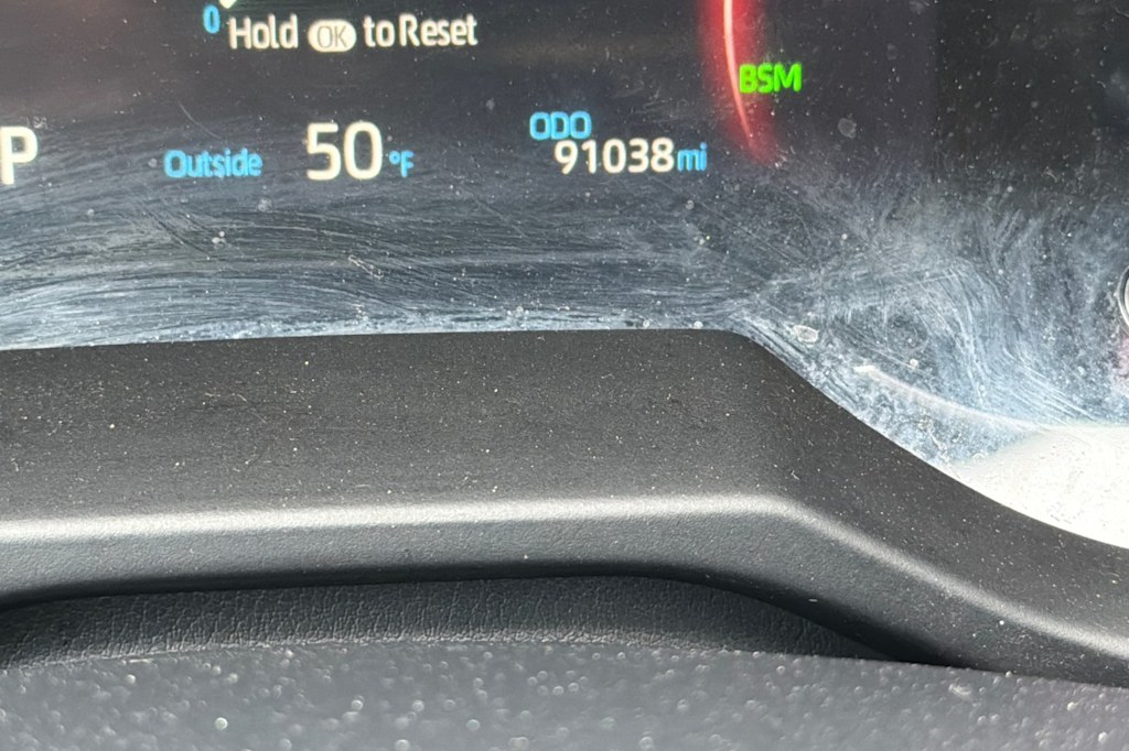 Thumbnail: 2020 Toyota RAV4 - 28
