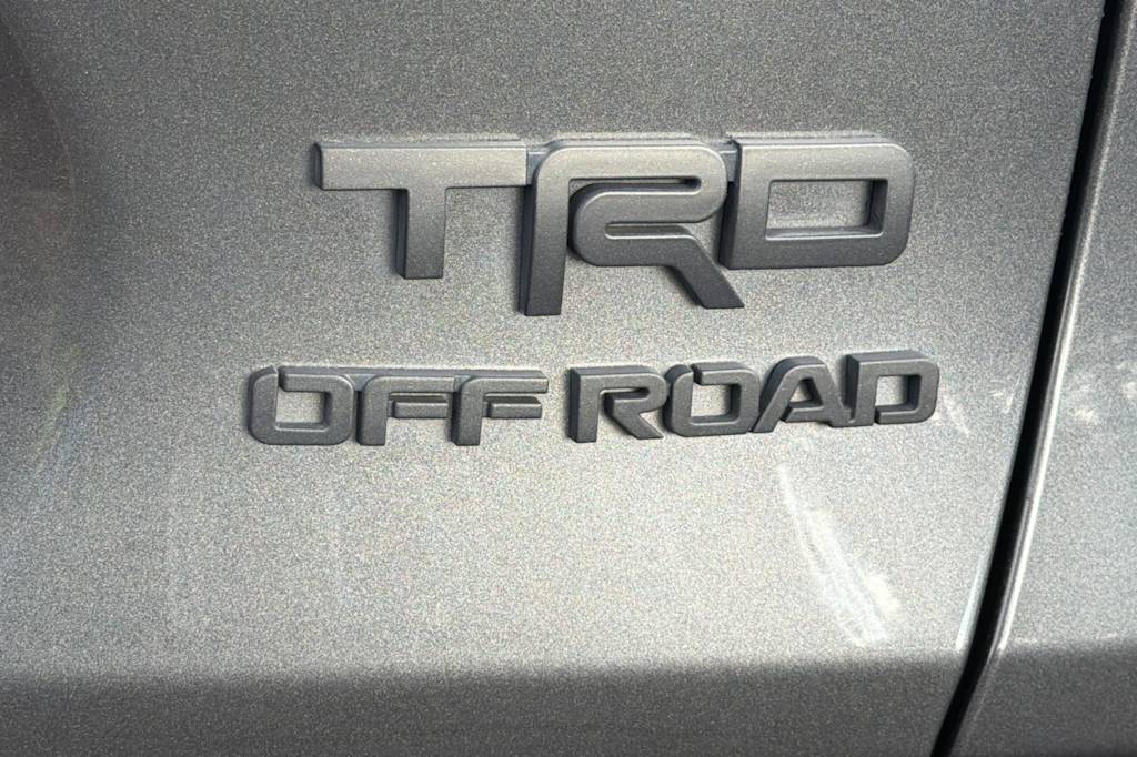 Thumbnail: 2020 Toyota RAV4 - 6