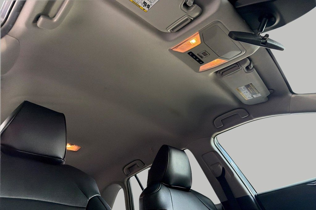 Thumbnail: 2020 Toyota RAV4 - 23