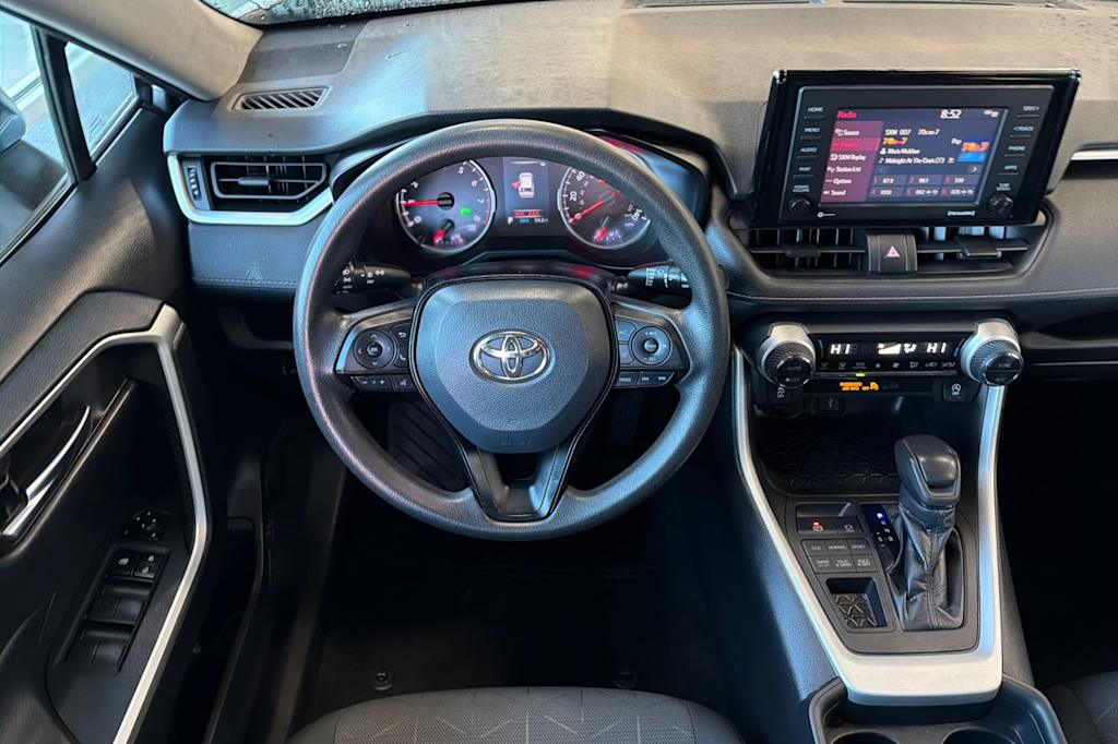 Thumbnail: 2021 Toyota RAV4 - 11