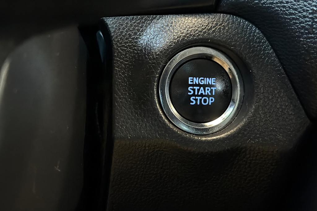 Thumbnail: 2021 Toyota RAV4 - 26