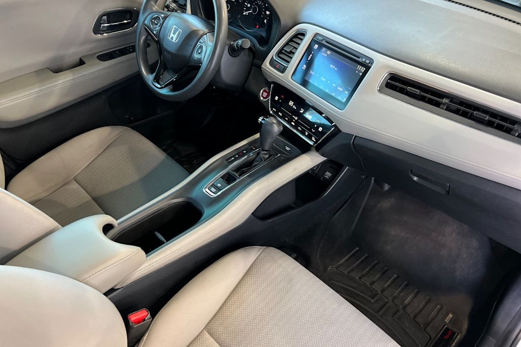 2018 Honda HR-V EX 11