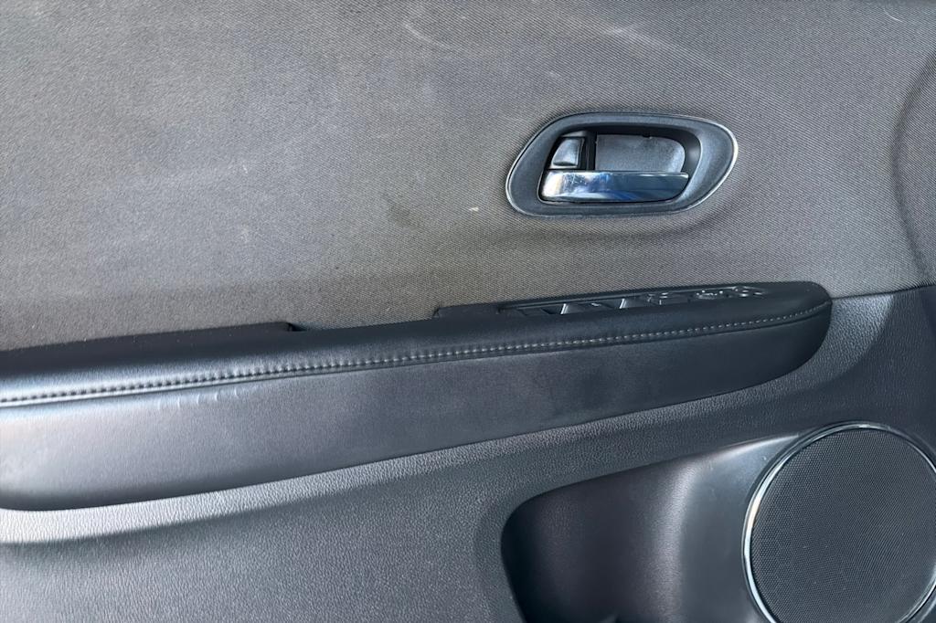 Thumbnail: 2019 Honda HR-V - 21