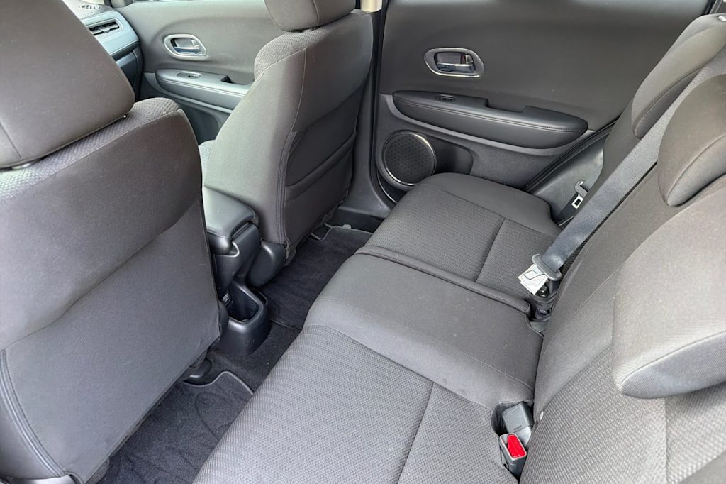 Thumbnail: 2016 Honda HR-V - 10