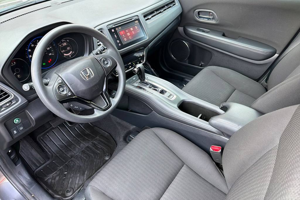 Thumbnail: 2016 Honda HR-V - 9