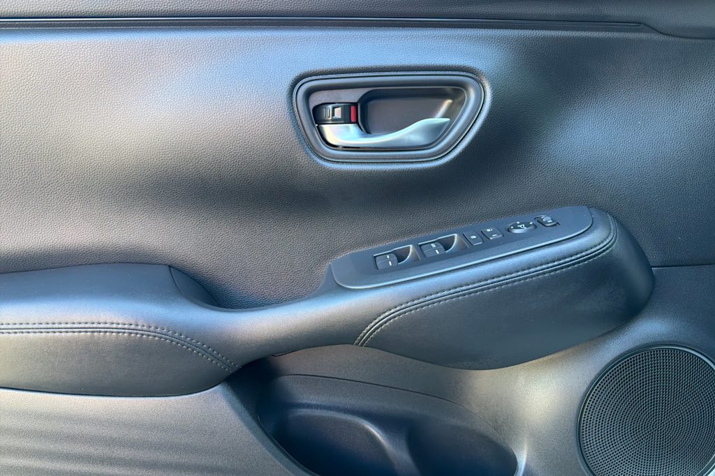 Thumbnail: 2027 Honda HR-V - 21