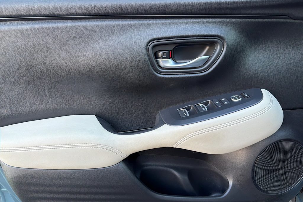 Thumbnail: 2024 Honda HR-V - 21