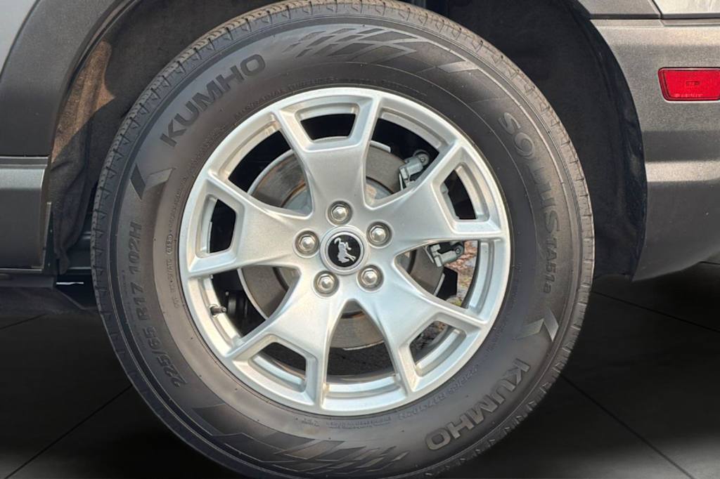 Thumbnail: 2022 Ford Bronco Sport - 8