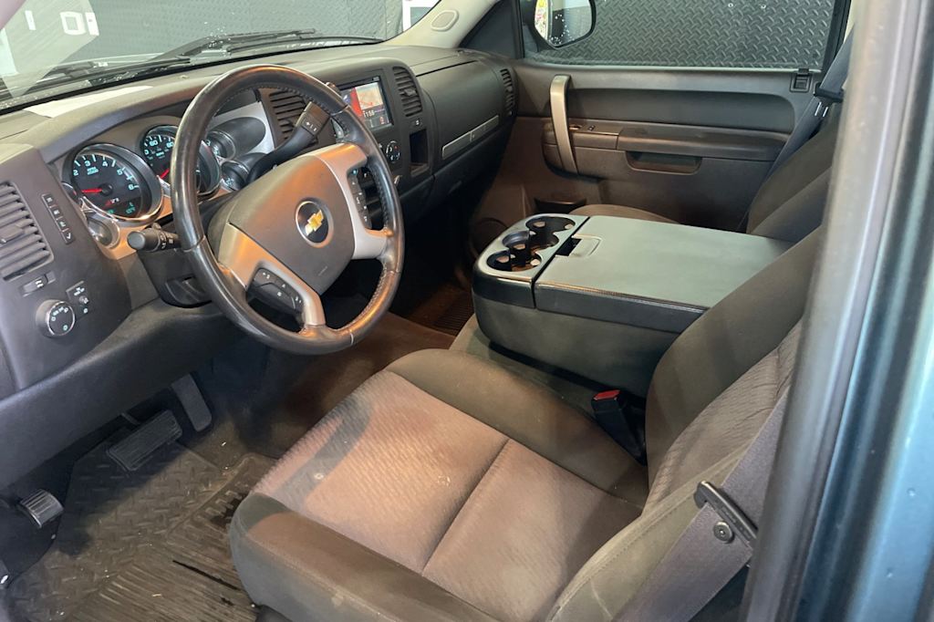 Thumbnail: 2011 Chevrolet Silverado 1500 - 9