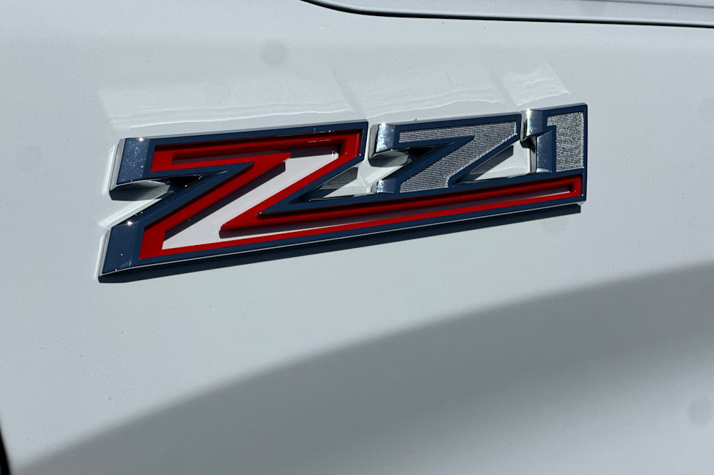 Thumbnail: 2021 Chevrolet Silverado 1500 - 6
