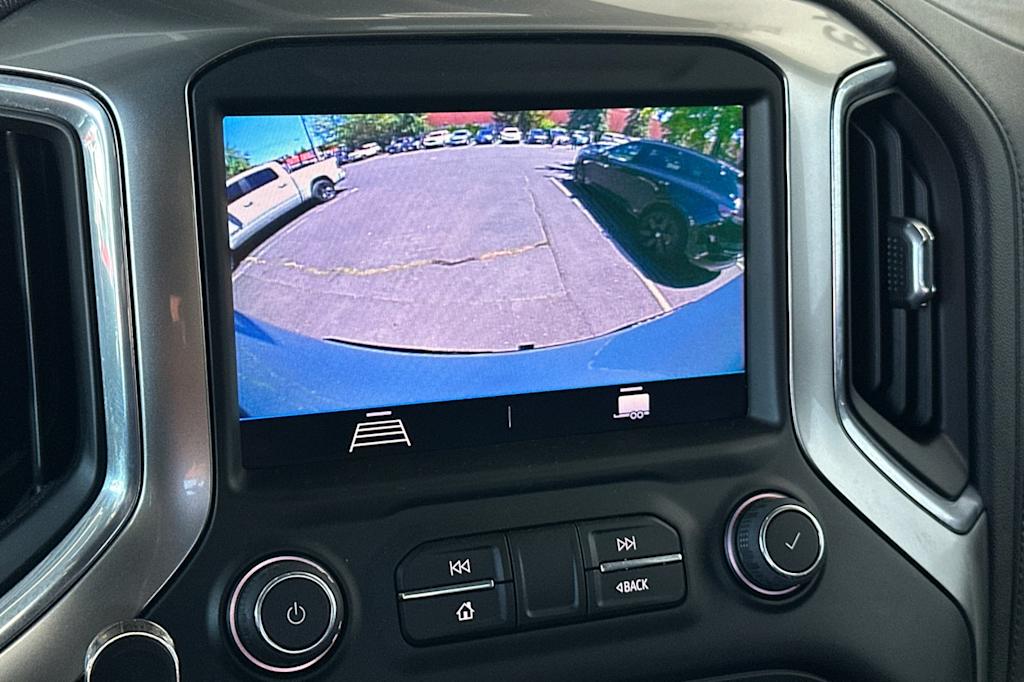 Thumbnail: 2021 Chevrolet Silverado 1500 - 23