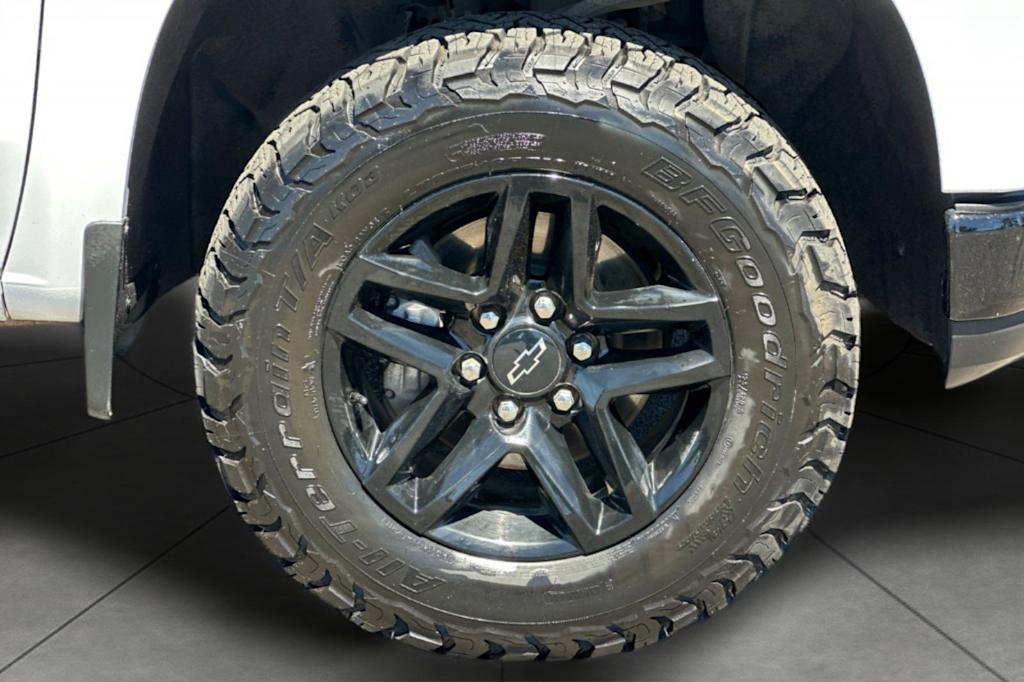 Thumbnail: 2021 Chevrolet Silverado 1500 - 7