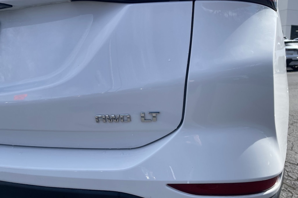 Thumbnail: 2022 Chevrolet Equinox - 7